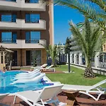 Apartahotel Boutique Versis 5*