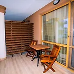 Boutique Versis Apartahotel 5*