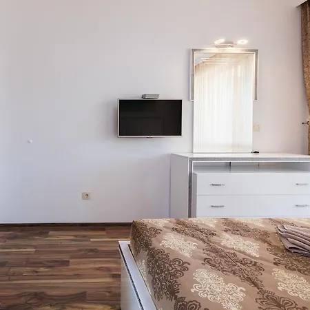 Boutique Versis 5* Napospart