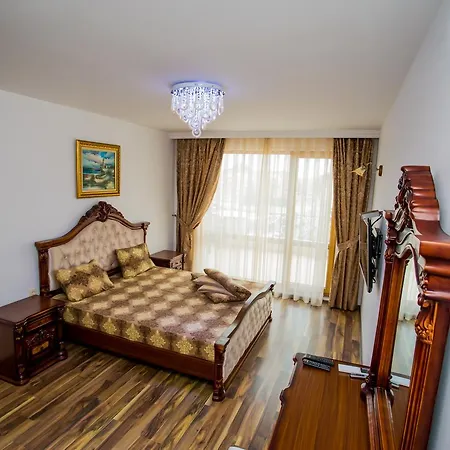 Apartmanhotel Boutique Versis 5*