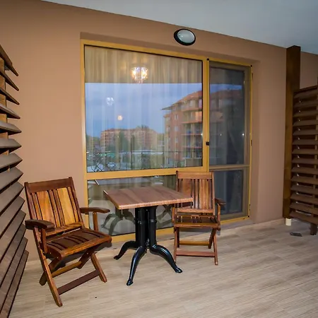 Boutique Versis Apartmanhotel Napospart