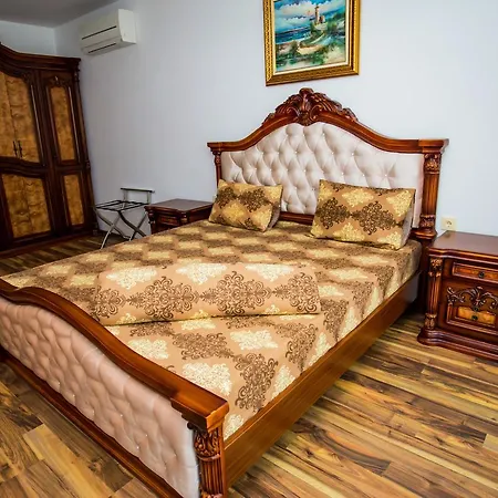 Boutique Versis Apartmanhotel 5*