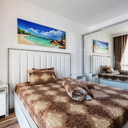 מלון דירות Boutique Versis 5*