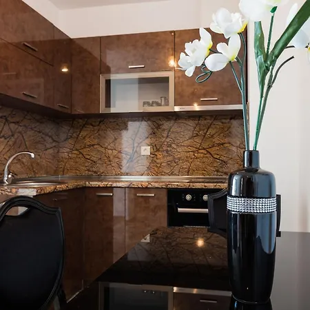 Boutique Versis Aparthotel Sunny Beach