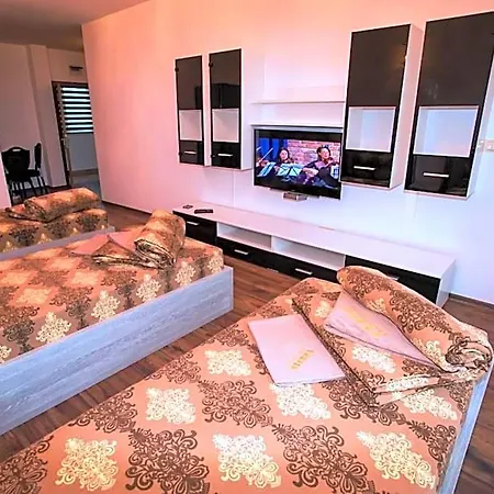 Boutique Versis 5*