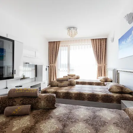 Boutique Versis Aparthotel 5*