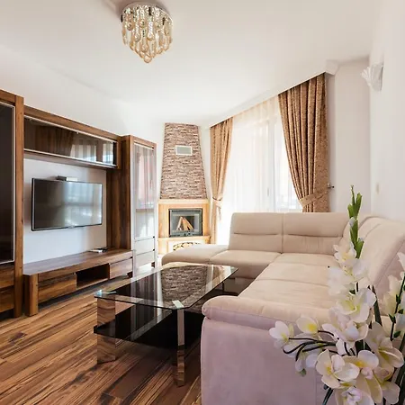 Boutique Versis 5* 써니비치