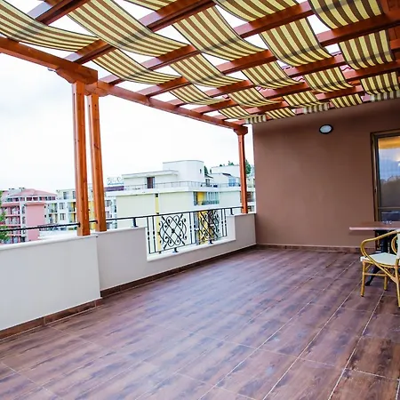 Boutique Versis Aparthotel Sunny Beach