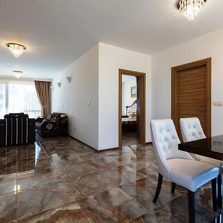 Boutique Versis Aparthotel Sunny Beach