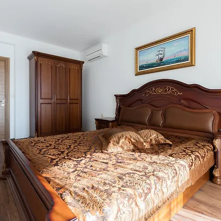Apart-hotel Boutique Versis 5*