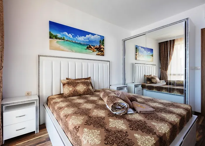 Aparthotel Boutique Versis 5*