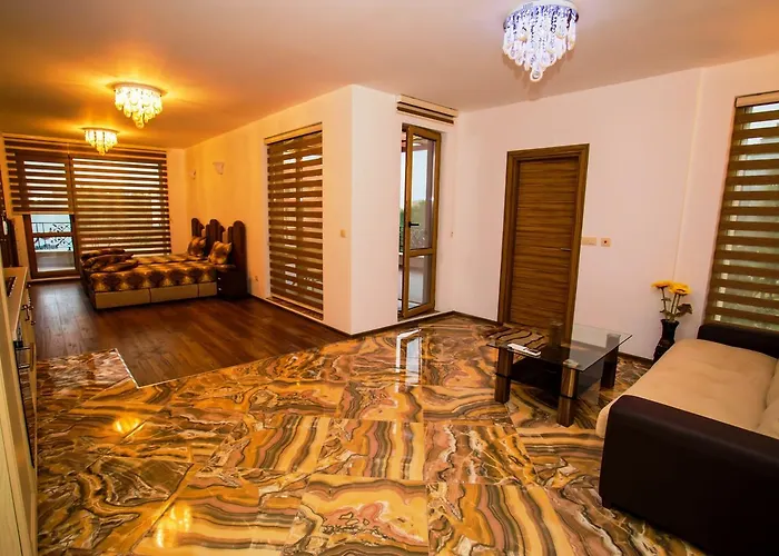 Lägenhetshotell Boutique Versis Slăntjev Brjag