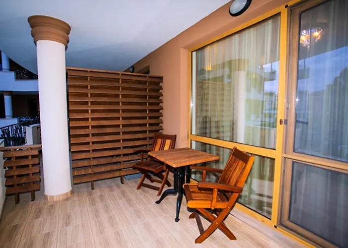 Boutique Versis Lägenhetshotell 5*